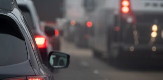 Bezpieczeństwo na drodze – jak ważny jest sprawny układ hamulcowy