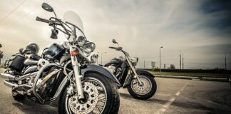 Co ubrać na motor latem?