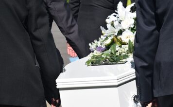 Ile można jechać z trumną?
