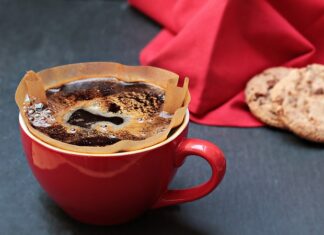 Jak zamontować filtr do pistoletu lakierniczego?