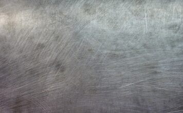 Jak usunąć zadrapania lakieru na zderzaku?